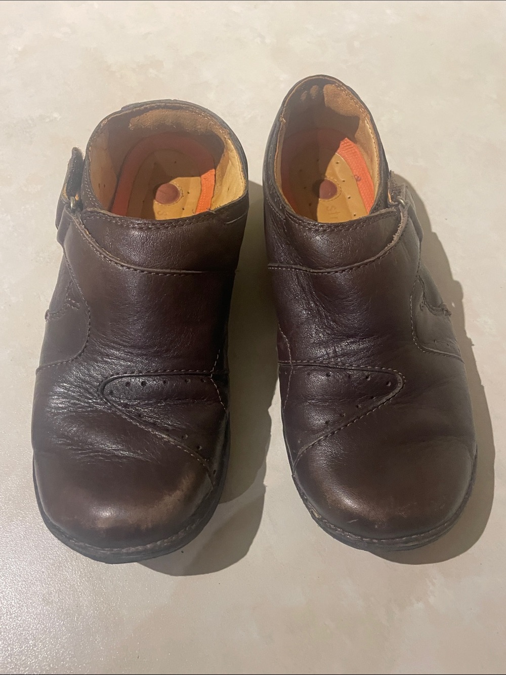 Clarks Unstructured Women’s Brown Leather Slip-On Casual Shoes Size 6.5M